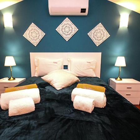 Luxury Apartment - T1 Vue Sur Piscine - Senhora da Luz מראה חיצוני תמונה
